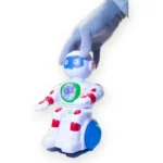 ربات صندلی سوار رقاص